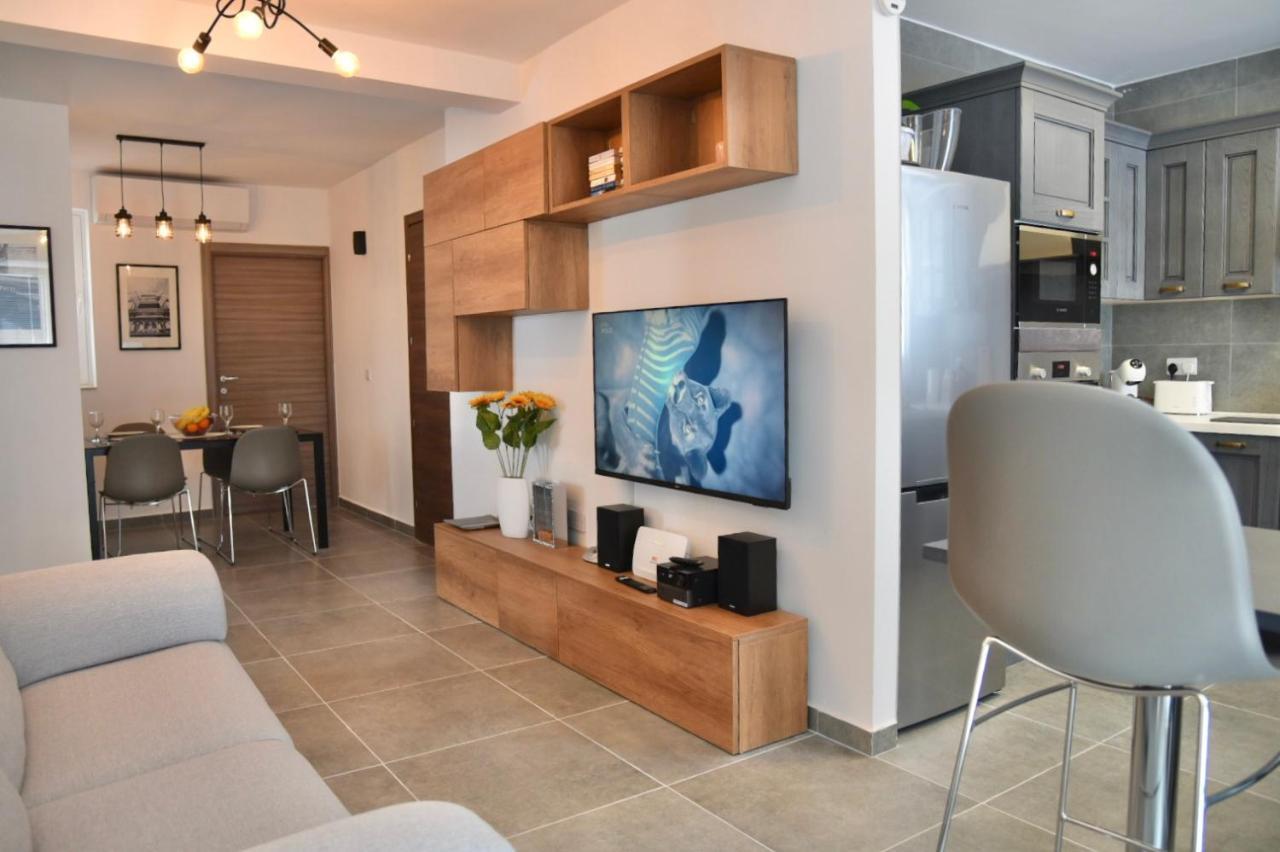 Bright & Modern 2-Bedroom, 4Th Floor Apartment In Gzira, Malta Ngoại thất bức ảnh