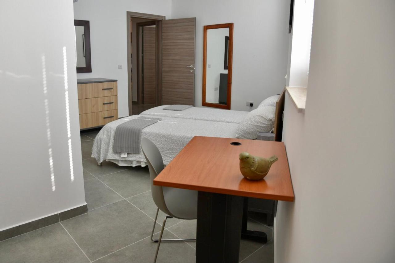 Bright & Modern 2-Bedroom, 4Th Floor Apartment In Gzira, Malta Ngoại thất bức ảnh