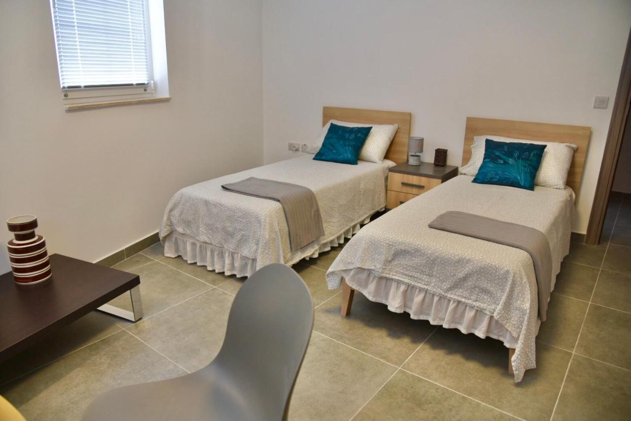 Bright & Modern 2-Bedroom, 4Th Floor Apartment In Gzira, Malta Ngoại thất bức ảnh