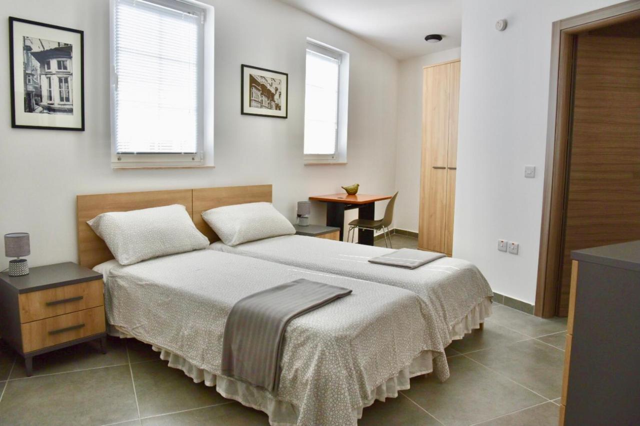 Bright & Modern 2-Bedroom, 4Th Floor Apartment In Gzira, Malta Ngoại thất bức ảnh