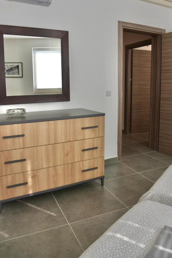 Bright & Modern 2-Bedroom, 4Th Floor Apartment In Gzira, Malta Ngoại thất bức ảnh
