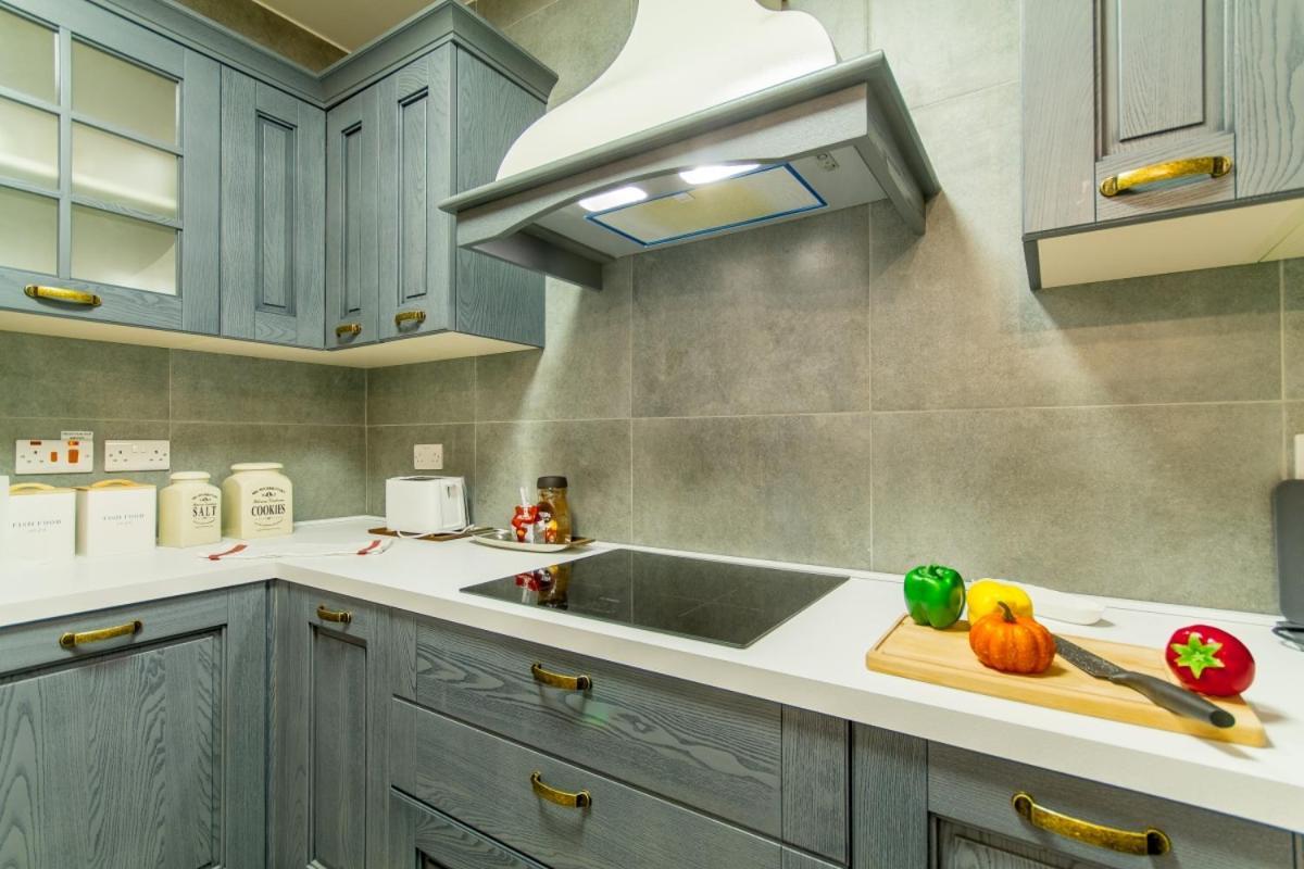 Bright & Modern 2-Bedroom, 4Th Floor Apartment In Gzira, Malta Ngoại thất bức ảnh