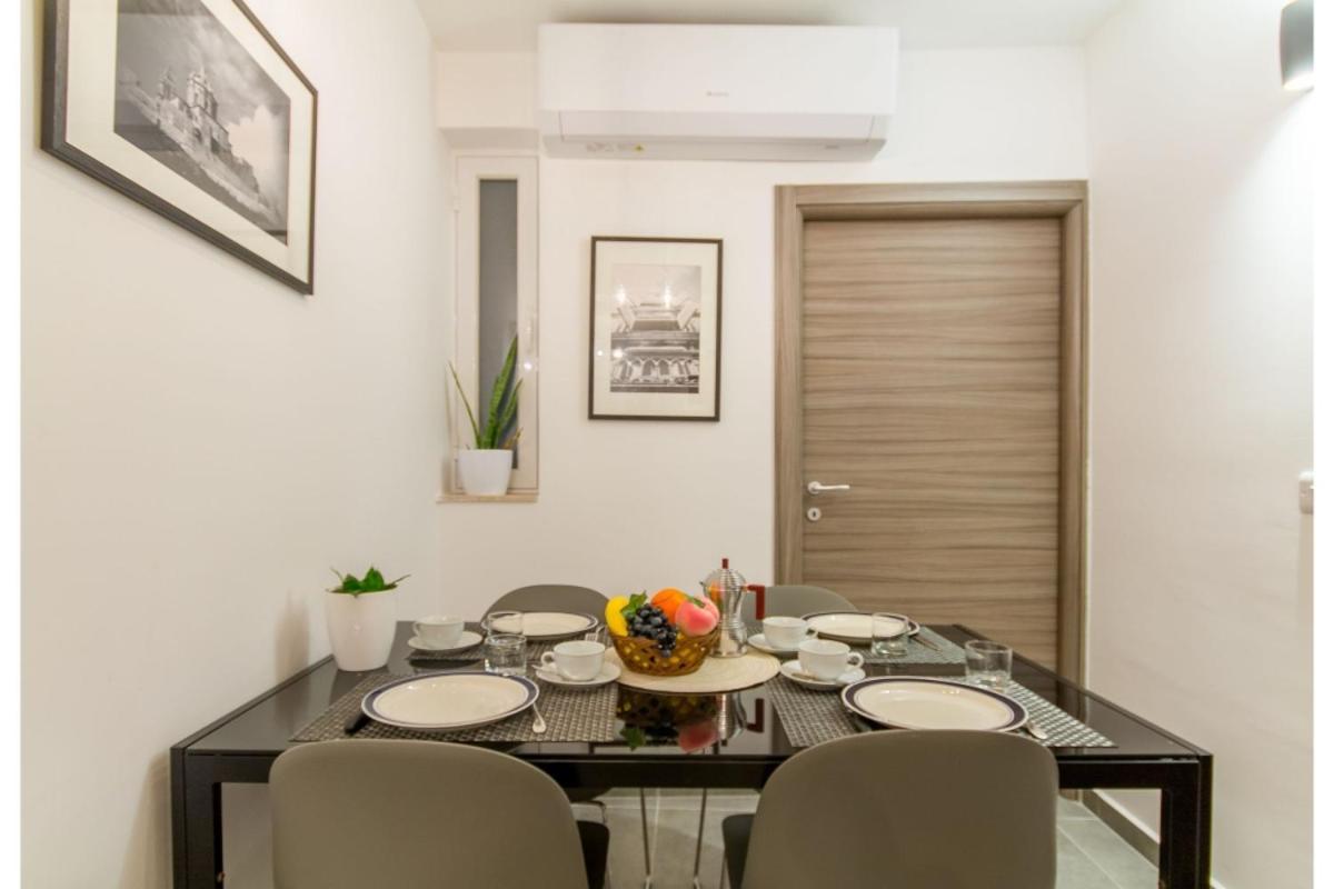 Bright & Modern 2-Bedroom, 4Th Floor Apartment In Gzira, Malta Ngoại thất bức ảnh